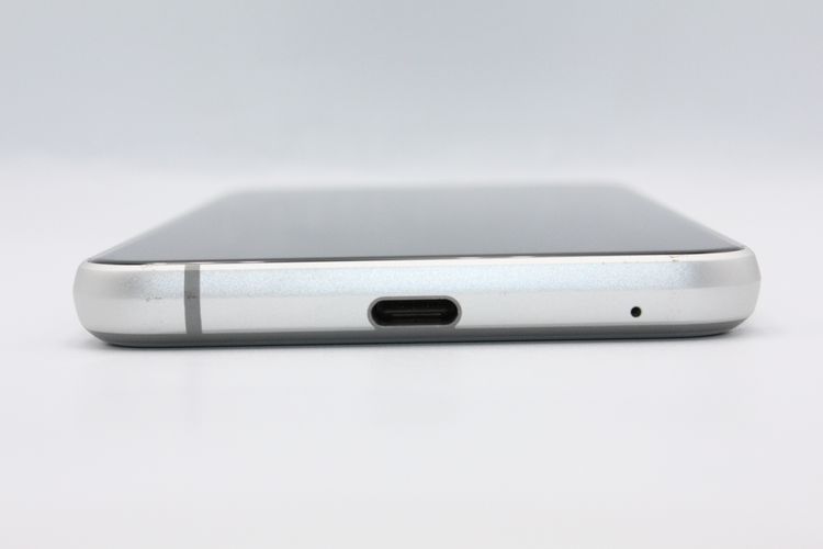 AQUOS sense3 basic SHV48 SIM���å�����Ѥ� ����С� B���