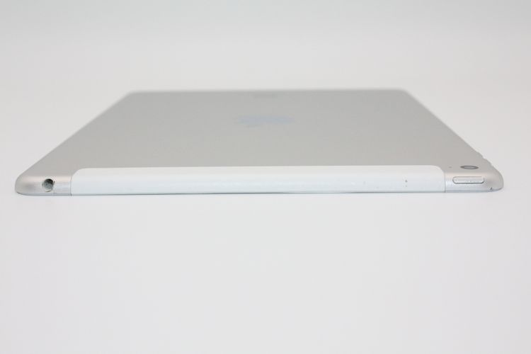 iPad Air 2 Wi-Fi + Cellular 16GB ����С� au B���