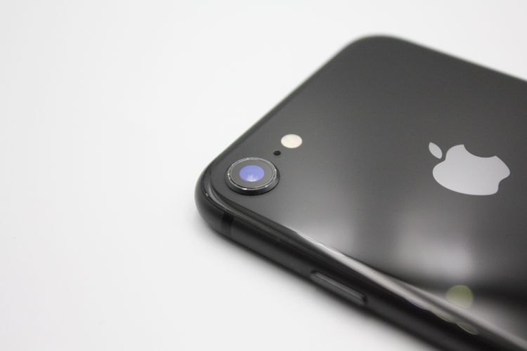 iPhone8 64GB SIM���å�����Ѥ� ���ڡ������쥤