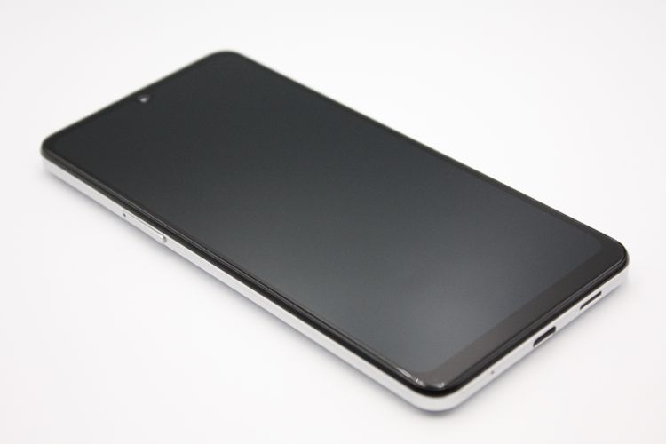 AQUOS zero5G basic DX SHG02 �ۥ磻�� SIM���å�����Ѥ� C���