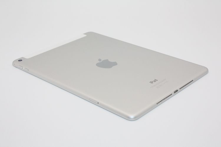 iPad Air 2 Wi-Fi + Cellular 16GB ����С� au B���