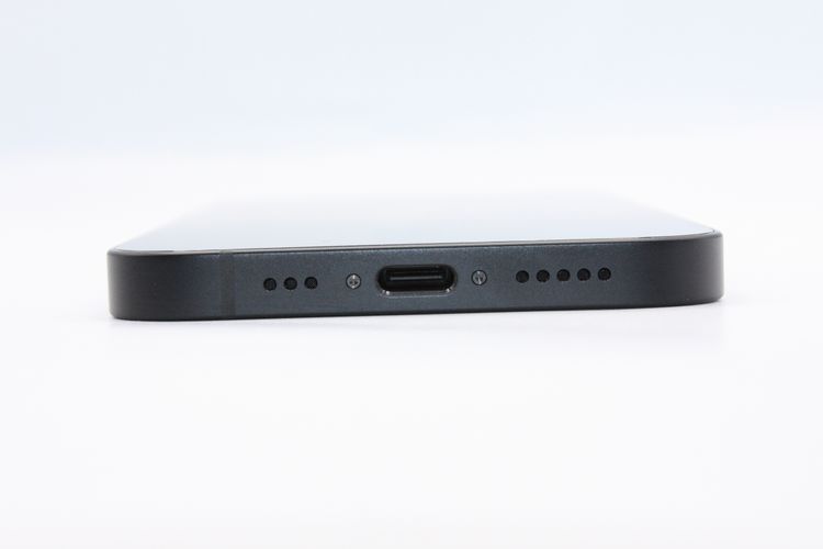���� �Хåƥ꡼�����ɹ�(100%) iPhone16e 128GB �֥�å� A���