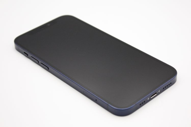 �������ò� �Хåƥ꡼�����ɹ�(100%) iPhone12 64GB �֥롼 �å��