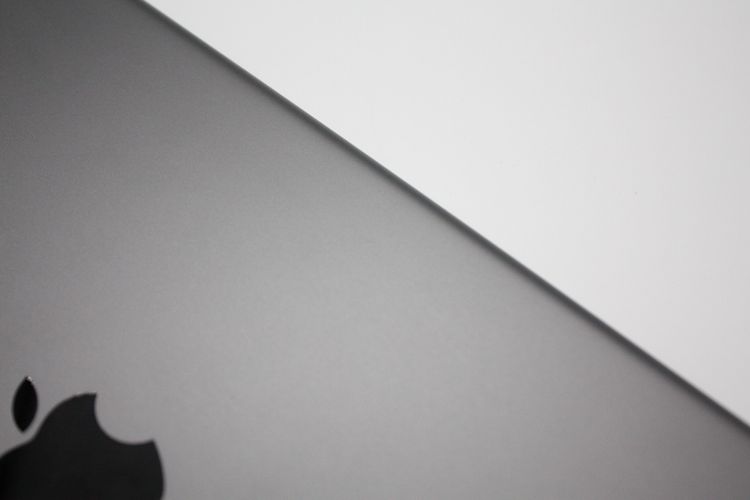 iPad ��9���� 64GB Wi-Fi + Cellular��ǥ� ���ڡ������쥤 B���