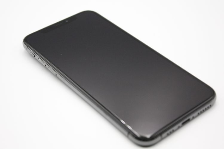 �������ò� �Хåƥ꡼�ɹ�(93%) iPhoneXS 64GB ���ڡ������쥤 C���