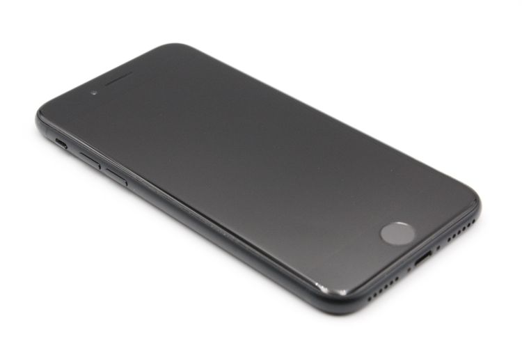 iPhoneSE ��3���� 64GB SIM�ե꡼ �ߥåɥʥ��� B���