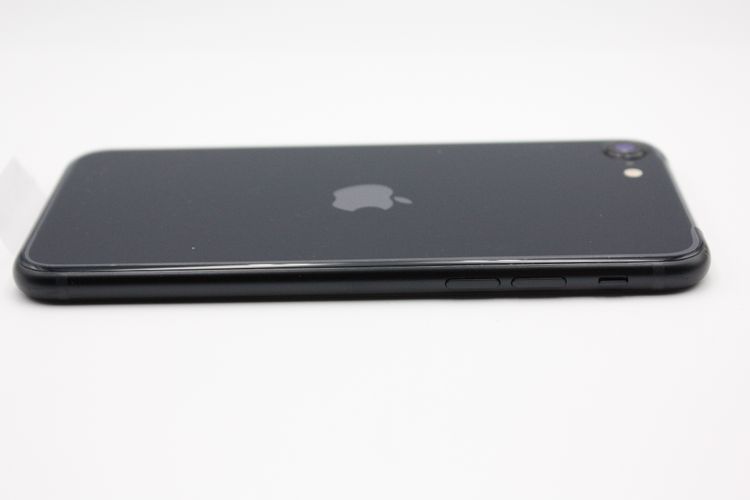 ����Ʊ���� �Хåƥ꡼�����ɹ�(100��) iPhoneSE ��3���� 64GB