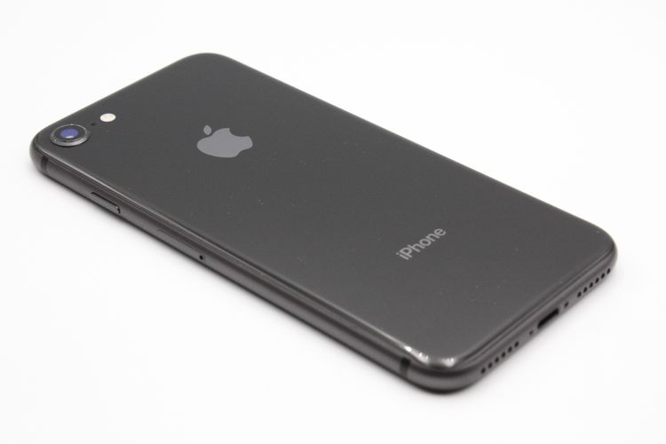 �������ò� iPhone8 64GB SIM���å�����Ѥ� ���ڡ������쥤 C���
