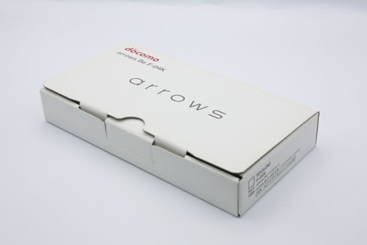 �������ò� arrows Be F-04K SIM���å�����Ѥ� �ۥ磻�� �������