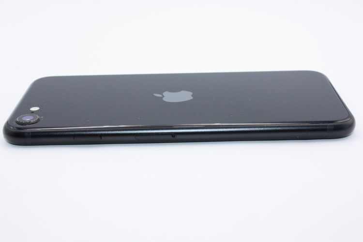 �������ò� iPhoneSE ��3���� 64GB SIM�ե꡼ �ߥåɥʥ���