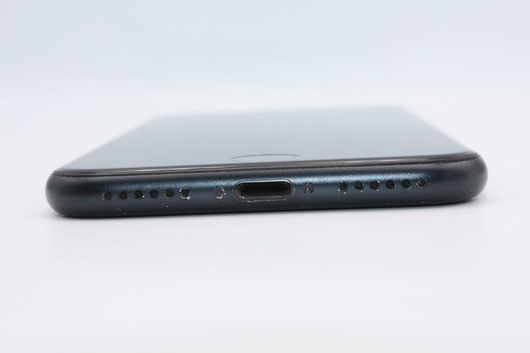 iPhoneSE ��3���� 64GB SIM�ե꡼ �ߥåɥʥ��� C���
