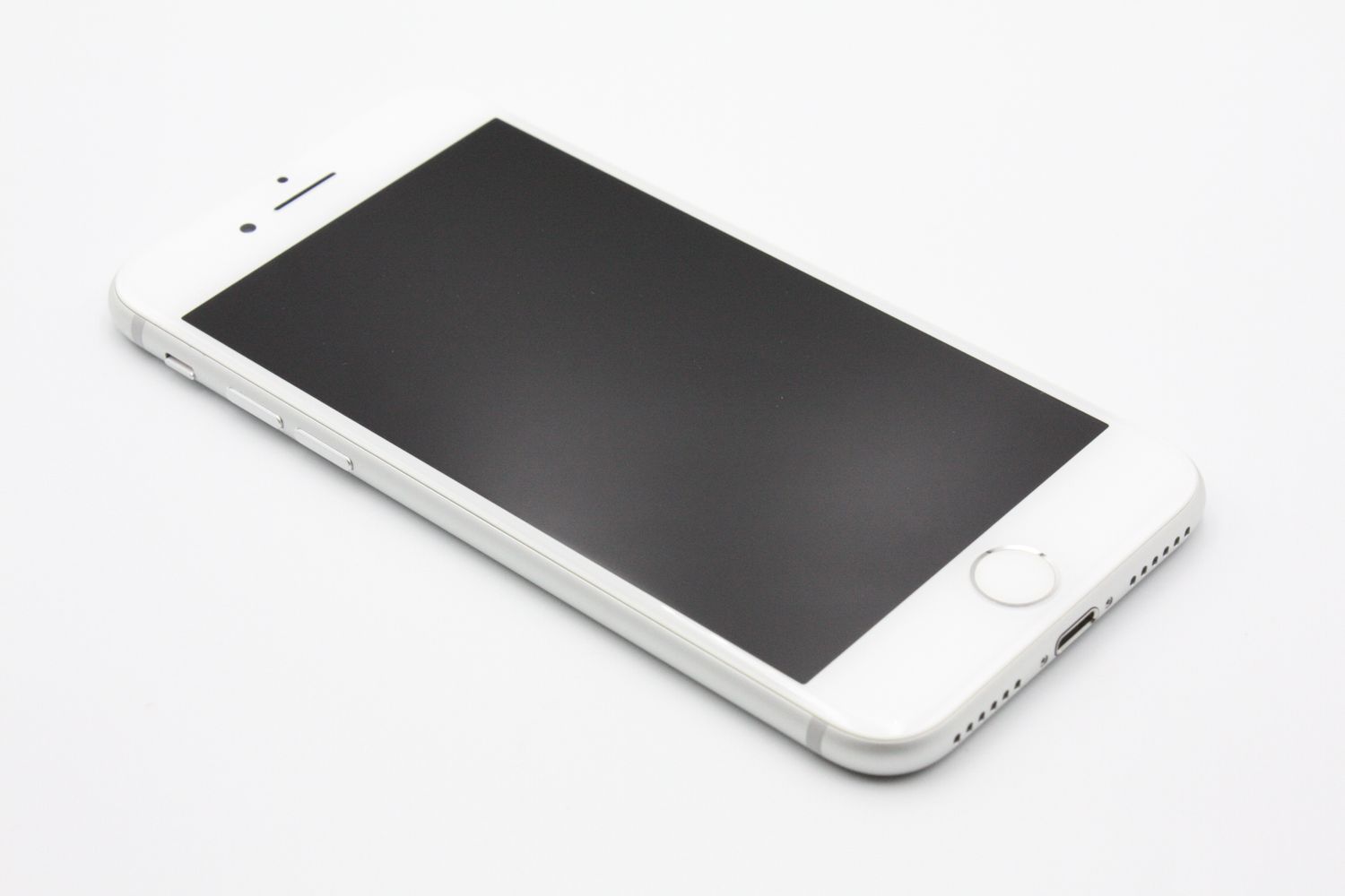 ムスビー｜美品 iPhone7 32GB SIMロック解除済み シルバー Aランク 