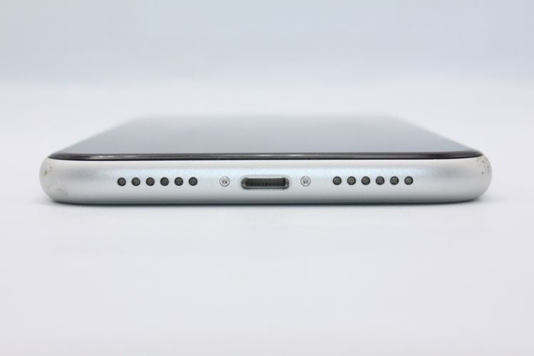 �������ò� iPhoneXR 64GB SIM���å�����Ѥ� �ۥ磻�� C���