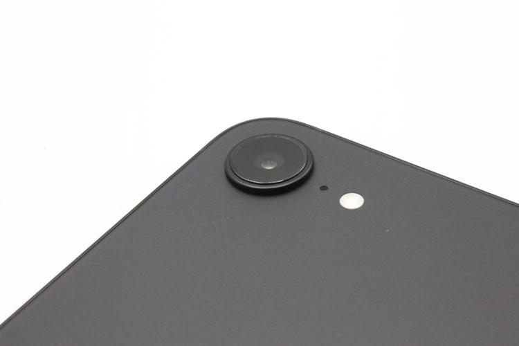 ����Ʊ���� �Хåƥ꡼�����ɹ�(98%) iPhone16e 128GB �֥�å�