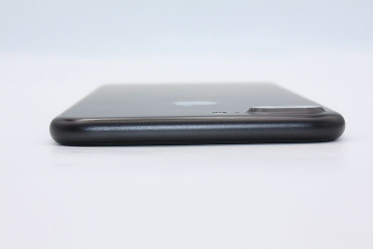 �������ò� iPhone7Plus 32GB SIM���å�����Ѥ� �֥�å� C���