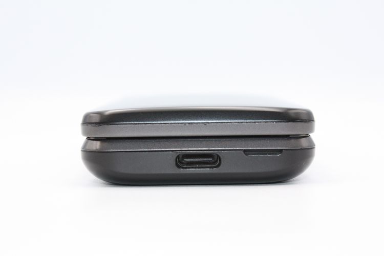 GRATINA KYF39 �֥�å� SIM���å�����Ѥ� B���