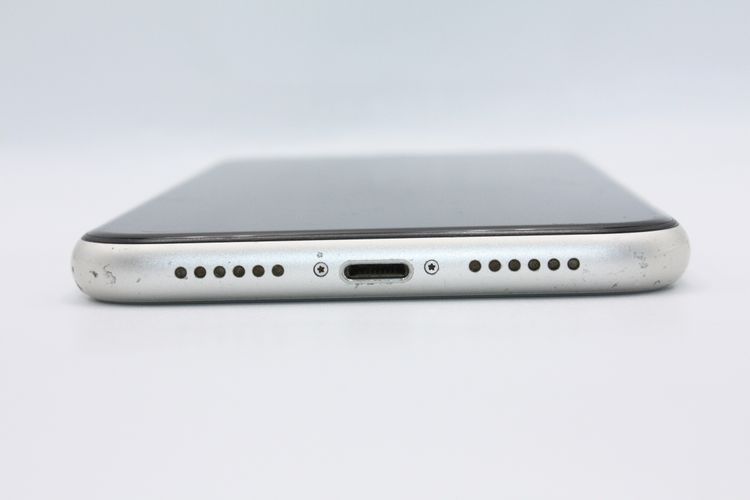 �������ò� iPhone11 64GB SIM���å�����Ѥ� �ۥ磻�� �������