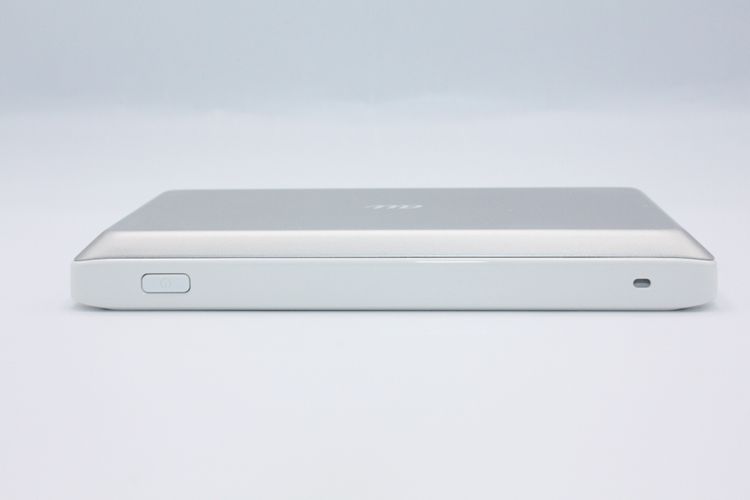 Speed Wi-Fi NEXT WX05 au �ԥ奢�ۥ磻�� B���