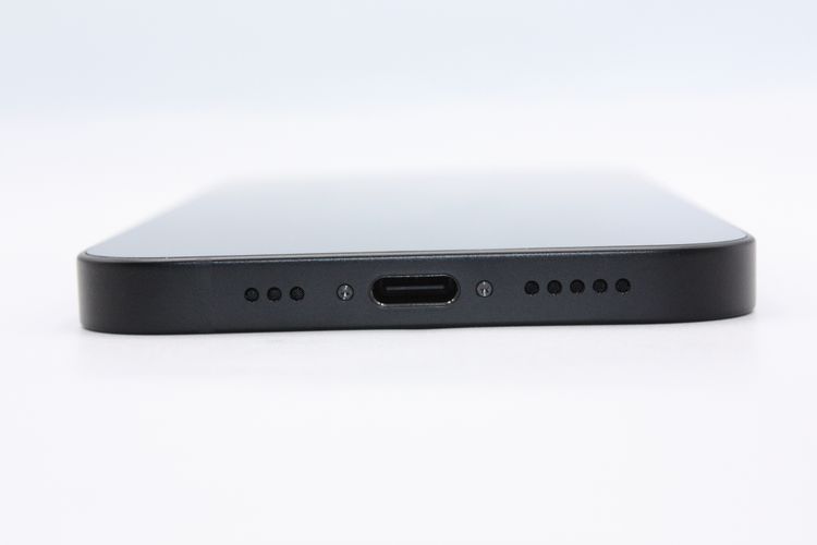 ���� �Хåƥ꡼�����ɹ�(100%) iPhone16e 128GB �֥�å� A���