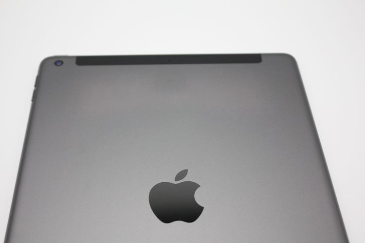 ���� iPad ��9���� 64GB Wi-Fi + Cellular��ǥ� ���ڡ������쥤 A���
