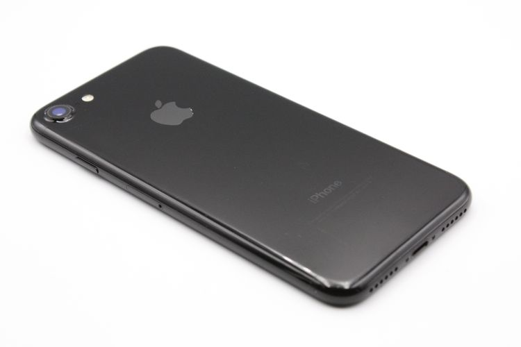 �������ò� iPhone7 128GB SIM���å�����Ѥ� �����åȥ֥�å� C���