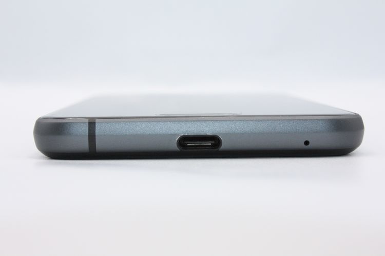 ���� AQUOS sense3 SH-02M �֥�å� SIM���å�����Ѥ� A���
