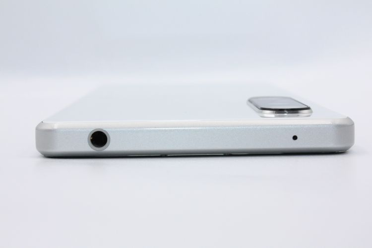 Xperia 1 II SOG01 �ۥ磻�� SIM���å�����Ѥ� B���