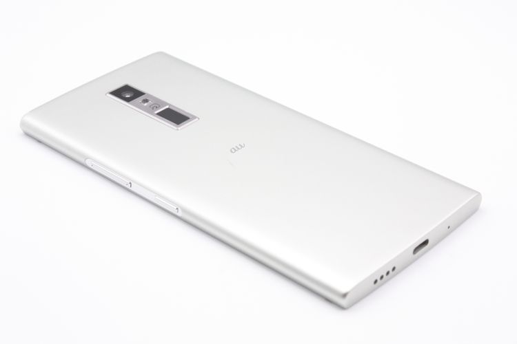 �������ò� URBANO V04 KYV45 �ץ���ʥ���С� SIM���å�����Ѥ� B���