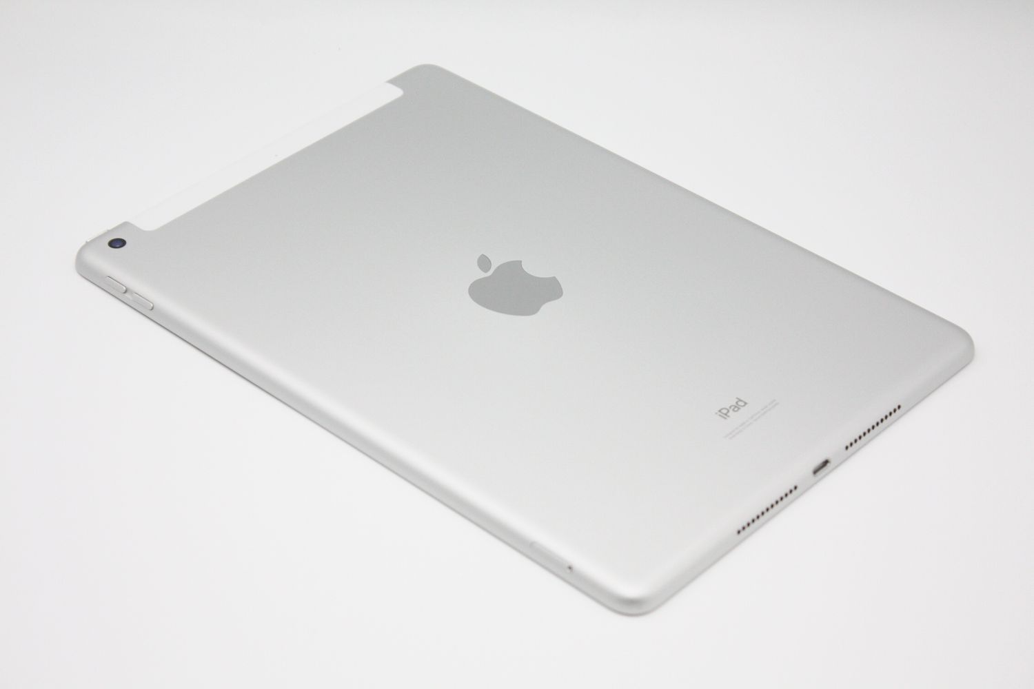 ムスビー｜訳あり特価 iPad 第8世代 32GB Wi-Fi+Cellularモデル B