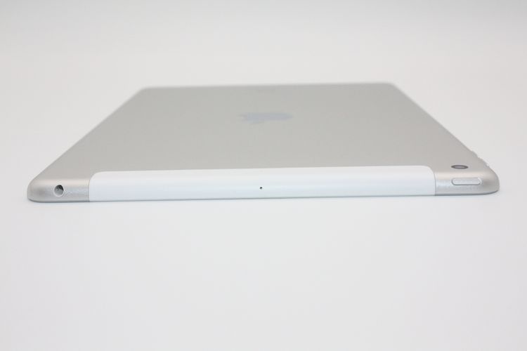 iPad ��7���� Wi-Fi+Cellular 32GB SIM�ե꡼ ����С� B���