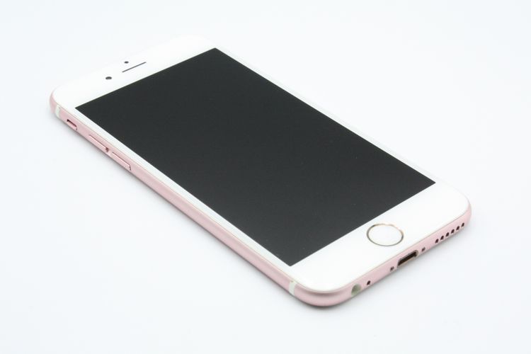 �������ò� �Хåƥ꡼�����ɹ�(99��) iPhone6s 16GB ������������� C���