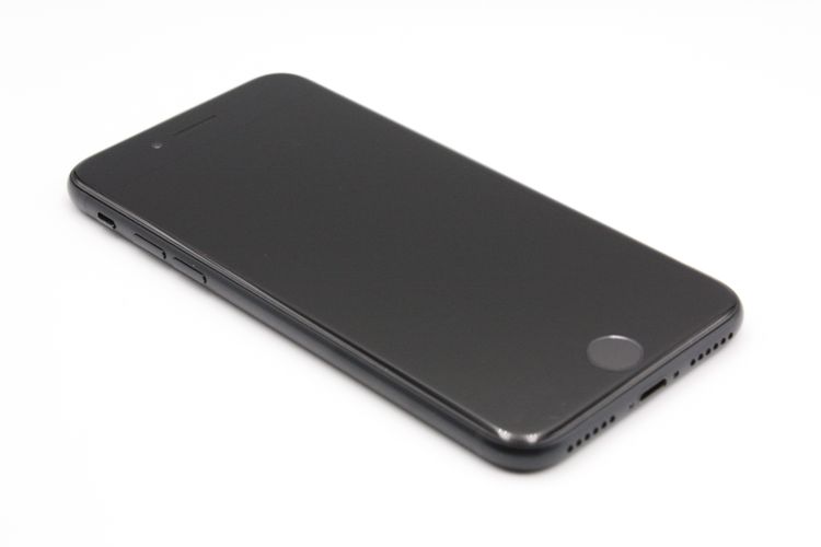 �Хåƥ꡼�����ɹ�(93%) iPhoneSE ��3���� 64GB �ߥåɥʥ��� C���