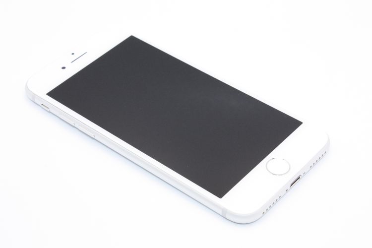 iPhone7 32GB SIMåѤ С A