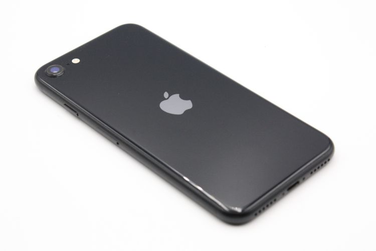 iPhoneSE ��3���� 64GB SIM�ե꡼ �ߥåɥʥ��� B���