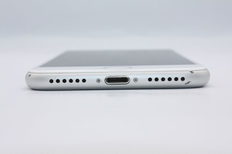 iPhone7 32GB SIM���å�����Ѥ� ����С� B���