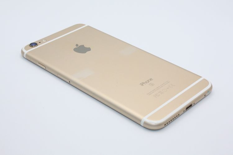�������ò� iPhone6sPlus 16GB ������� SIM���å�����Ѥ� C���