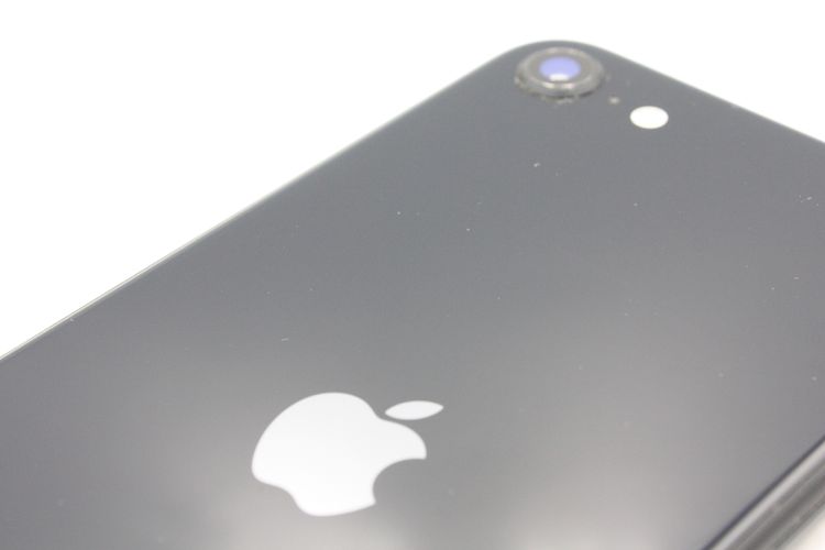 iPhone SE ��3���� 64GB SIM�ե꡼ �ߥåɥʥ���