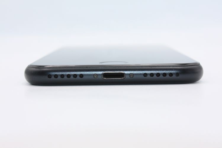 iPhoneSE ��3���� 64GB SIM�ե꡼ �ߥåɥʥ��� B���