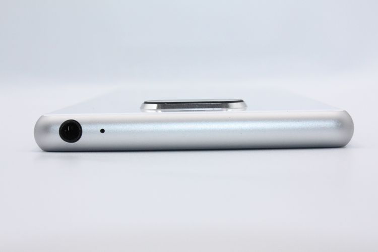 ���� Xperia8 SOV42 �ۥ磻�� SIM���å�����Ѥ� A���