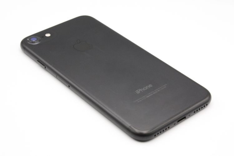 �������ò� iPhone7 32GB SIM���å�����Ѥ� �֥�å� C���