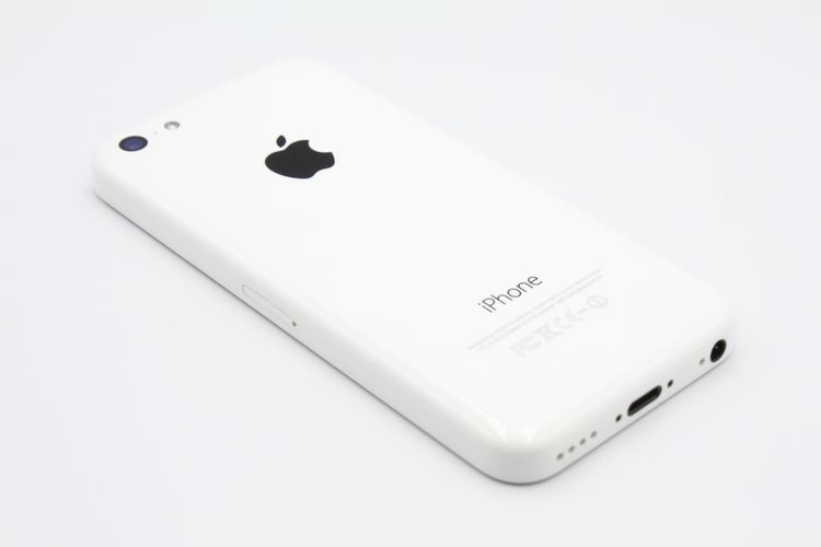 iPhone 5c 16GB au �ۥ磻�� B���