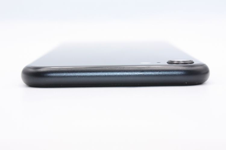 iPhoneSE ��3���� 64GB SIM�ե꡼ �ߥåɥʥ��� B���