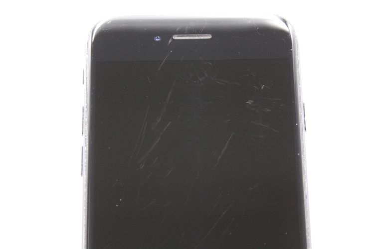 iPhone7 32GB SIM���å�����Ѥ� �֥�å� C���