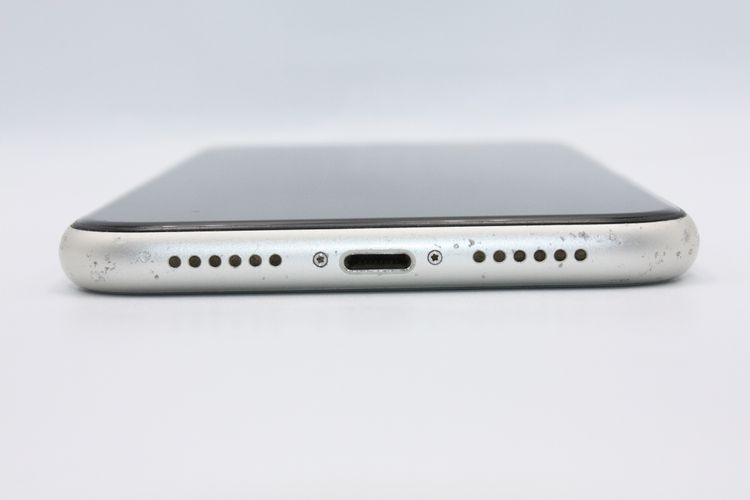 �������ò� iPhone11 64GB SIM���å�����Ѥ� �ۥ磻�� �������