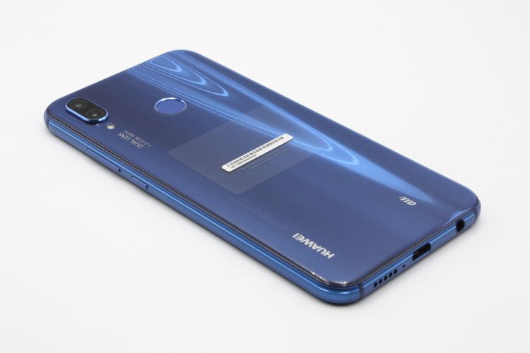 ���� HUAWEI P20 lite HWV32 ���饤��֥롼 SIM���å�����Ѥ� A���