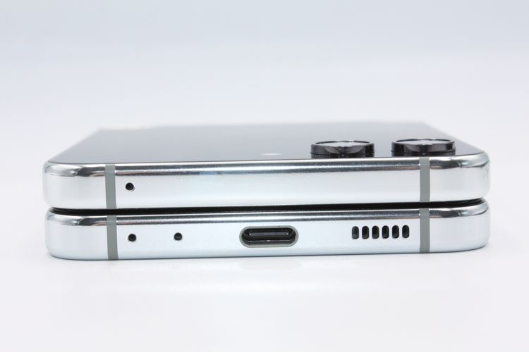 �������ò� Galaxy Z Flip5 SCG23 �ߥ�� au��SIM�ե꡼ B���