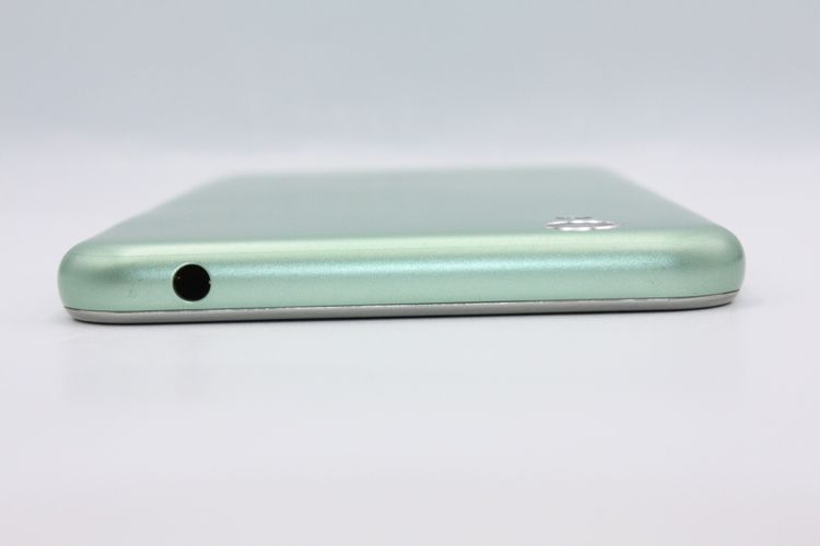 AQUOS U SHV37 au SIM���å�����Ѥ� �饤��ߥ������ B���