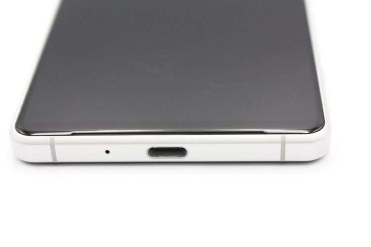 Xperia 1 II SOG01 �ۥ磻�� SIM���å�����Ѥ� B���