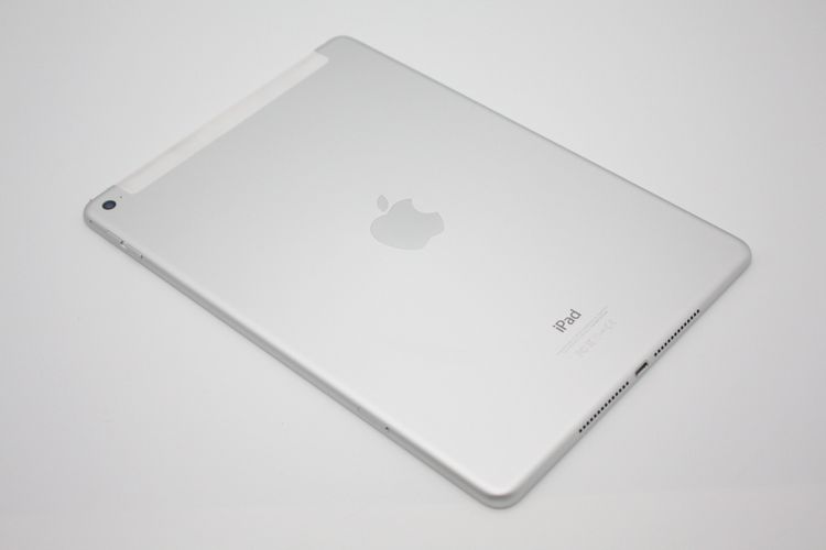 iPad Air 2 Wi-Fi + Cellular 16GB ����С� au C���