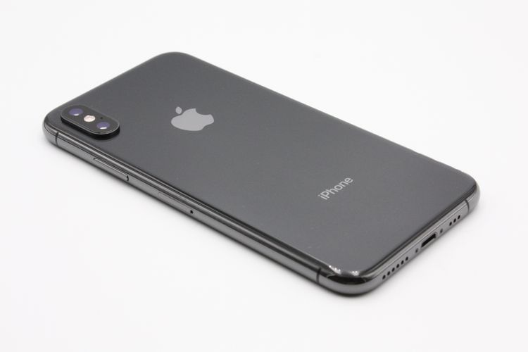 �������ò� iPhoneXS 64GB ���ڡ������쥤 SIM���å�����Ѥ� C���